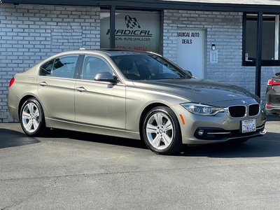 2017 BMW 3 Series 330i Sedan RWD