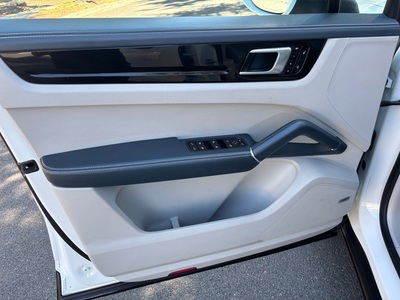2019 Porsche Cayenne AWD