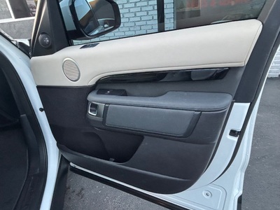 2017 Land Rover Discovery SE AWD