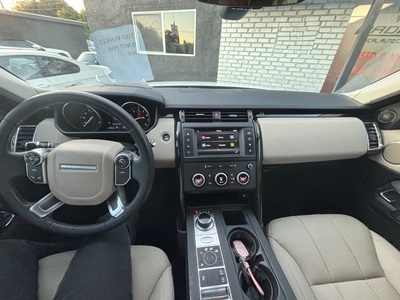 2017 Land Rover Discovery SE AWD