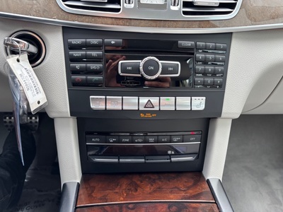 2014 Mercedes-Benz E-Class E 350 SPORT Sedan RWD