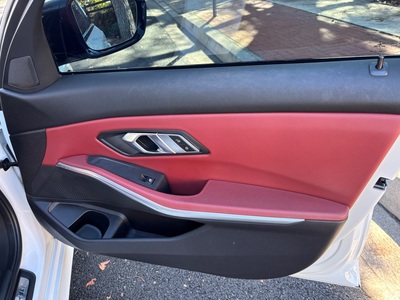 2022 BMW 3 Series 330i  M Sport RWD