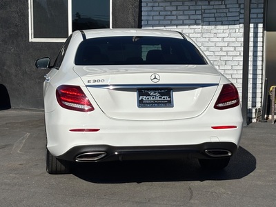 2019 Mercedes-Benz E-Class E 300 Sedan RWD