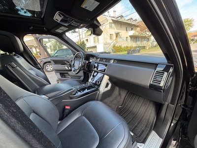 2022 Land Rover Range Rover P525 HSE Westminster Edition 4WD