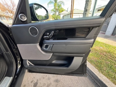 2022 Land Rover Range Rover P525 HSE Westminster Edition 4WD