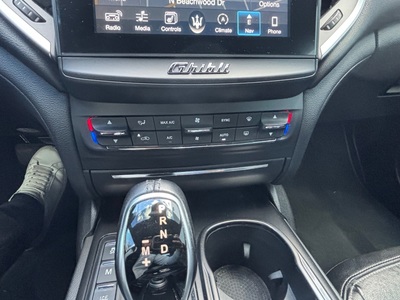 2017 Maserati Ghibli 3.0L Sedan RWD