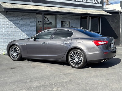 2017 Maserati Ghibli 3.0L Sedan RWD