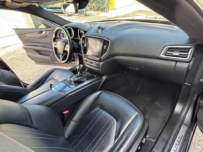 2017 Maserati Ghibli 3.0L Sedan RWD