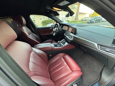 2021 BMW X6 M50i AWD