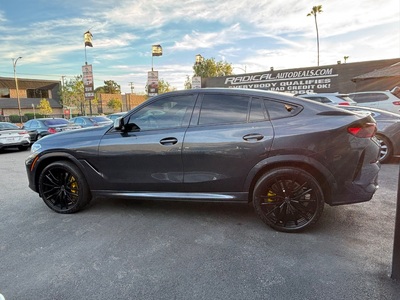 2021 BMW X6 M50i AWD