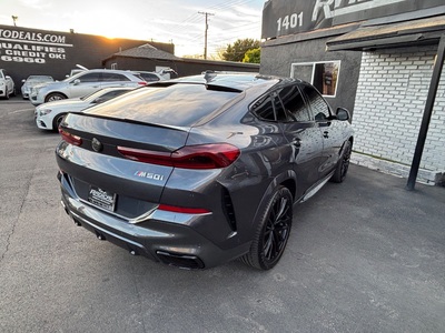 2021 BMW X6 M50i AWD