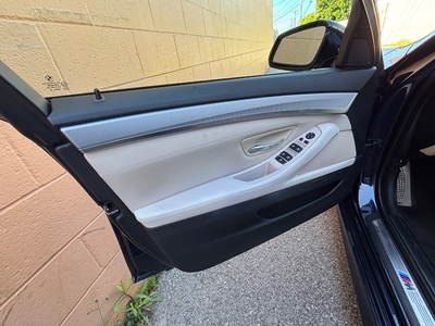 2014 BMW 5 Series 535i Sedan RWD