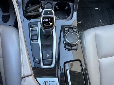 2016 BMW 5 Series 528i Sedan RWD