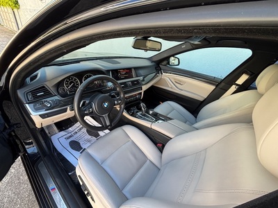 2016 BMW 5 Series 528i Sedan RWD