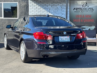 2016 BMW 5 Series 528i Sedan RWD