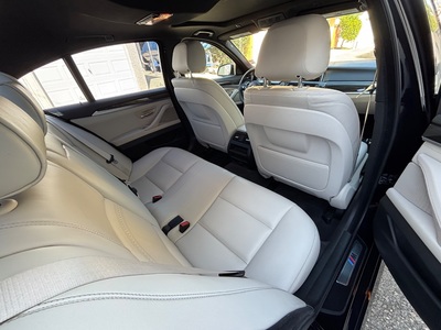 2016 BMW 5 Series 528i Sedan RWD