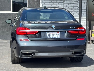 2017 BMW 7 Series 750i RWD