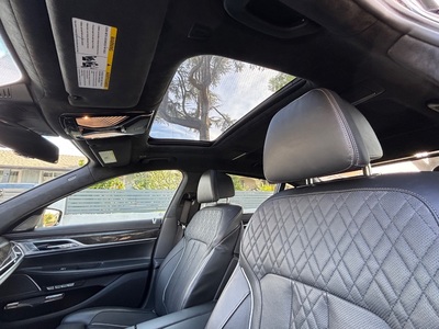 2017 BMW 7 Series 750i RWD