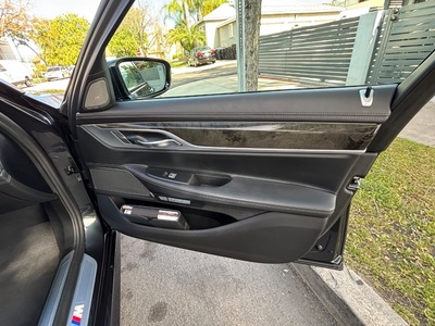 2017 BMW 7 Series 750i RWD