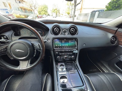 2018 Jaguar XJ-Series XJ R-Sport RWD