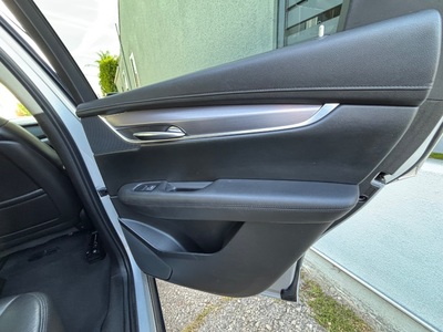 2019 Cadillac XT5 Premium Luxury FWD