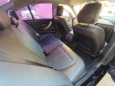 2018 BMW 3 Series 320i Sedan RWD