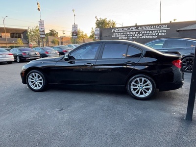 2018 BMW 3 Series 320i Sedan RWD
