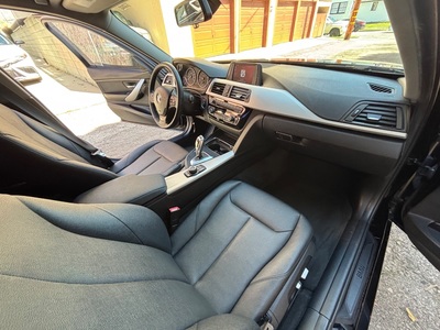 2018 BMW 3 Series 320i Sedan RWD