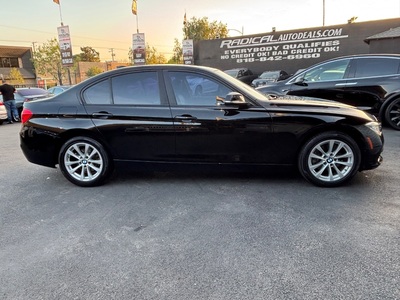 2018 BMW 3 Series 320i Sedan RWD