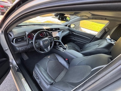 2020 Toyota Camry XSE FWD
