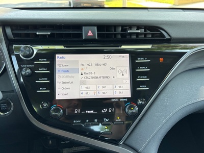 2020 Toyota Camry XSE FWD