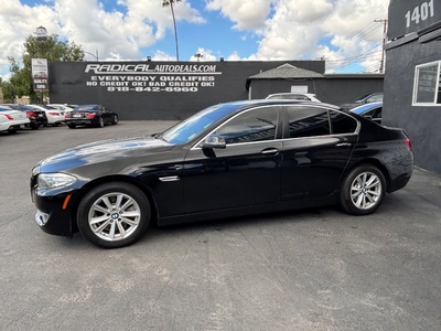 2014 BMW 5 Series 528i Sedan RWD
