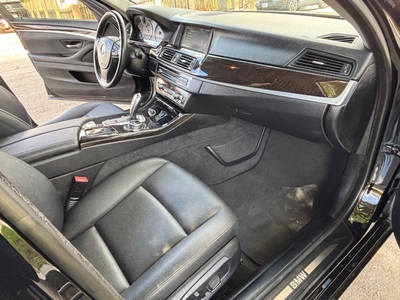 2014 BMW 5 Series 528i Sedan RWD