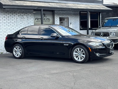 2014 BMW 5 Series 528i Sedan RWD