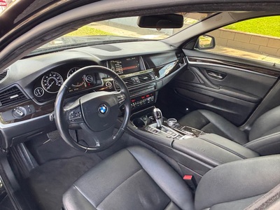 2014 BMW 5 Series 528i Sedan RWD