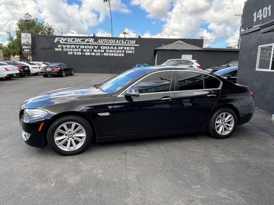 2014 BMW 5 Series 528i Sedan RWD