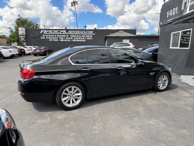 2014 BMW 5 Series 528i Sedan RWD