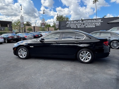 2014 BMW 5 Series 528i Sedan RWD