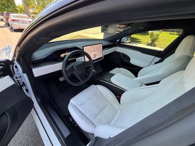 2022 Tesla Model S Plaid AWD