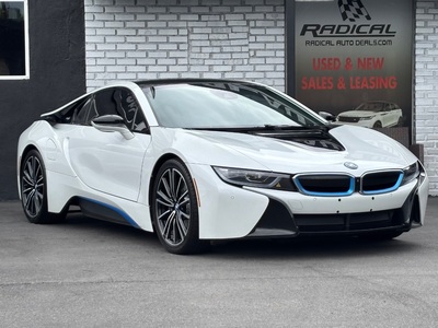 2019 BMW i8 PURE IMPULSE