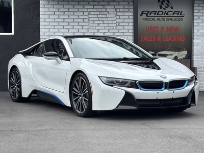 2019 BMW i8 PURE IMPULSE