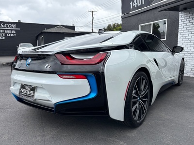 2019 BMW i8 PURE IMPULSE