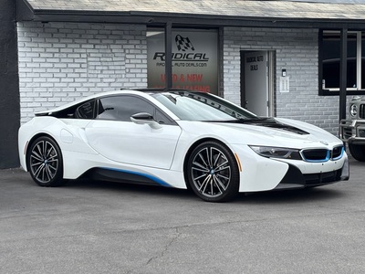 2019 BMW i8 PURE IMPULSE