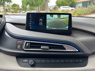 2019 BMW i8 PURE IMPULSE
