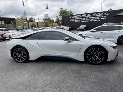2019 BMW i8 PURE IMPULSE