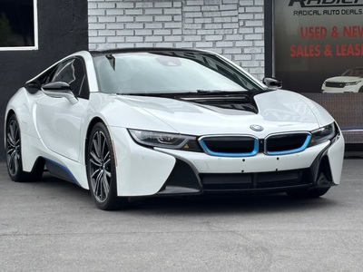 2019 BMW i8 PURE IMPULSE