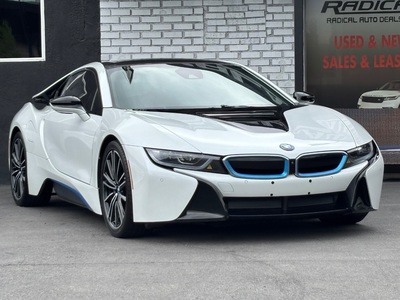 2019 BMW i8 PURE IMPULSE