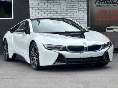 2019 BMW i8 PURE IMPULSE