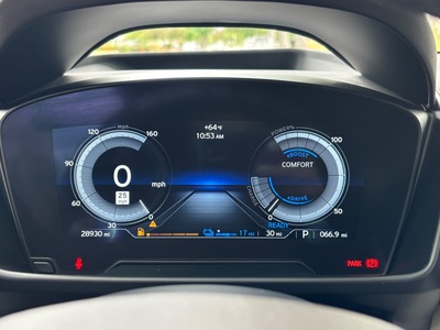 2019 BMW i8 PURE IMPULSE