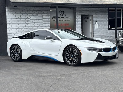 2019 BMW i8 PURE IMPULSE